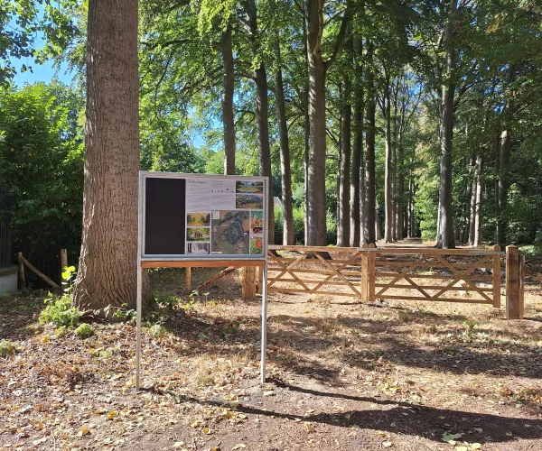 Hof van Straeten infobord